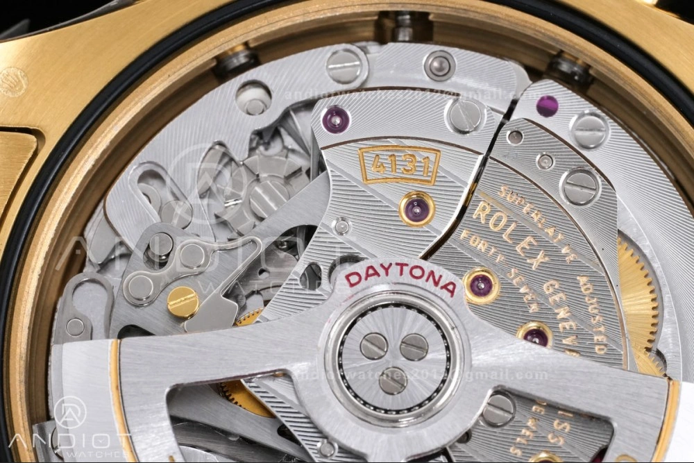 2025 Daytona 126508 QF 1:1 Best Edition Green YG Dial on YG Bracelet QF4131 V6 (Gain Weight) SmoothTexture 493
