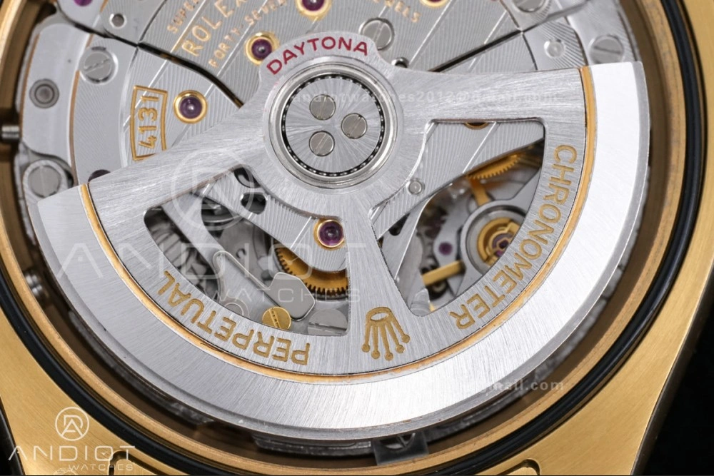 2025 Daytona 126508 QF 1:1 Best Edition Green YG Dial on YG Bracelet QF4131 V6 (Gain Weight) SmoothTexture 493