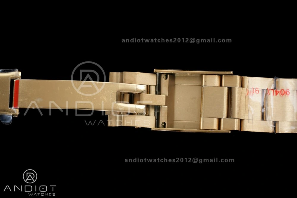 2025 Daytona 126508 QF 1:1 Best Edition Green YG Dial on YG Bracelet QF4131 V6 (Gain Weight) SmoothTexture 493