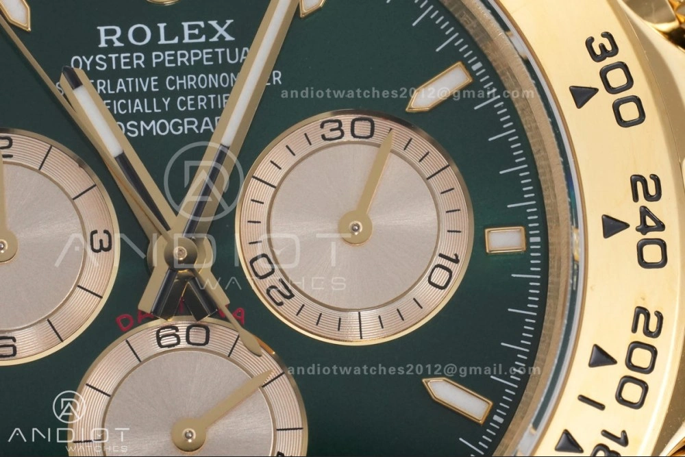2025 Daytona 126508 QF 1:1 Best Edition Green YG Dial on YG Bracelet QF4131 V6 (Gain Weight) SmoothTexture 493