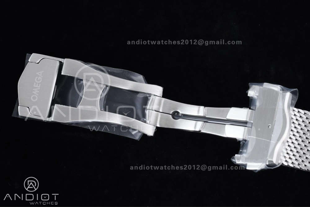 2025 New Seamaster 300 VSF 1:1 Best Edition Black Dial on SS Mesh Bracelet SA TimelessDesign 19