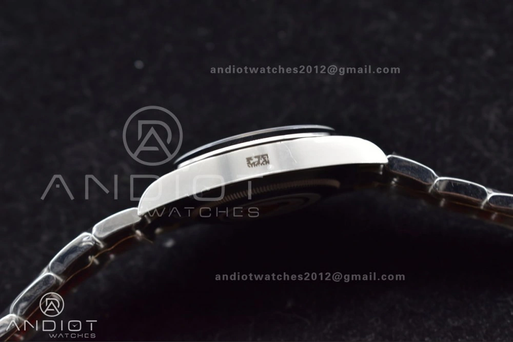 Stretchable Air-King 126900 Clean 1:1 Best Edition 904L Steel Black Dial on SS Bracelet VR 500