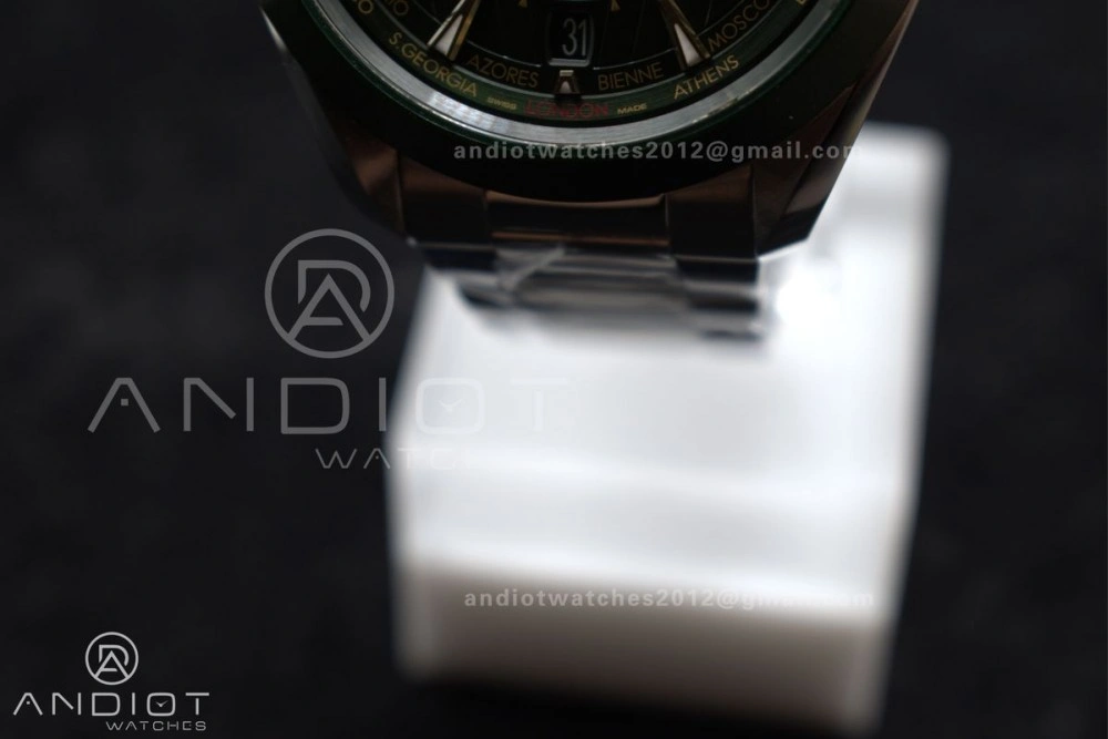 FashionForward Aqua Terra GMT Worldtimer 43mm Green Ceramic VSF 1:1 Best Edition on SS Bracelet A8938 Super Clone 6