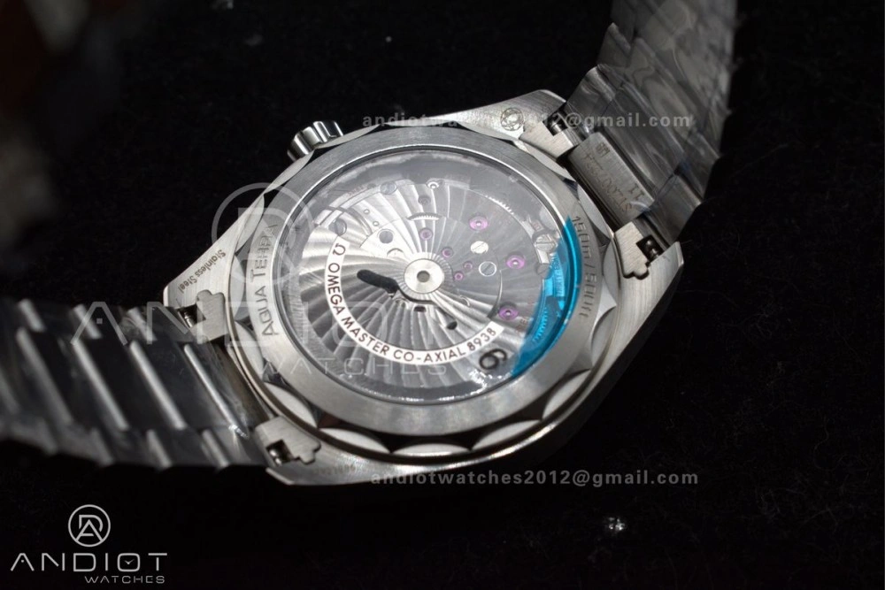 FashionForward Aqua Terra GMT Worldtimer 43mm Green Ceramic VSF 1:1 Best Edition on SS Bracelet A8938 Super Clone 6