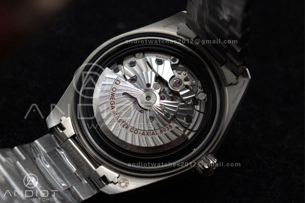 FashionForward Aqua Terra GMT Worldtimer 43mm Green Ceramic VSF 1:1 Best Edition on SS Bracelet A8938 Super Clone 6