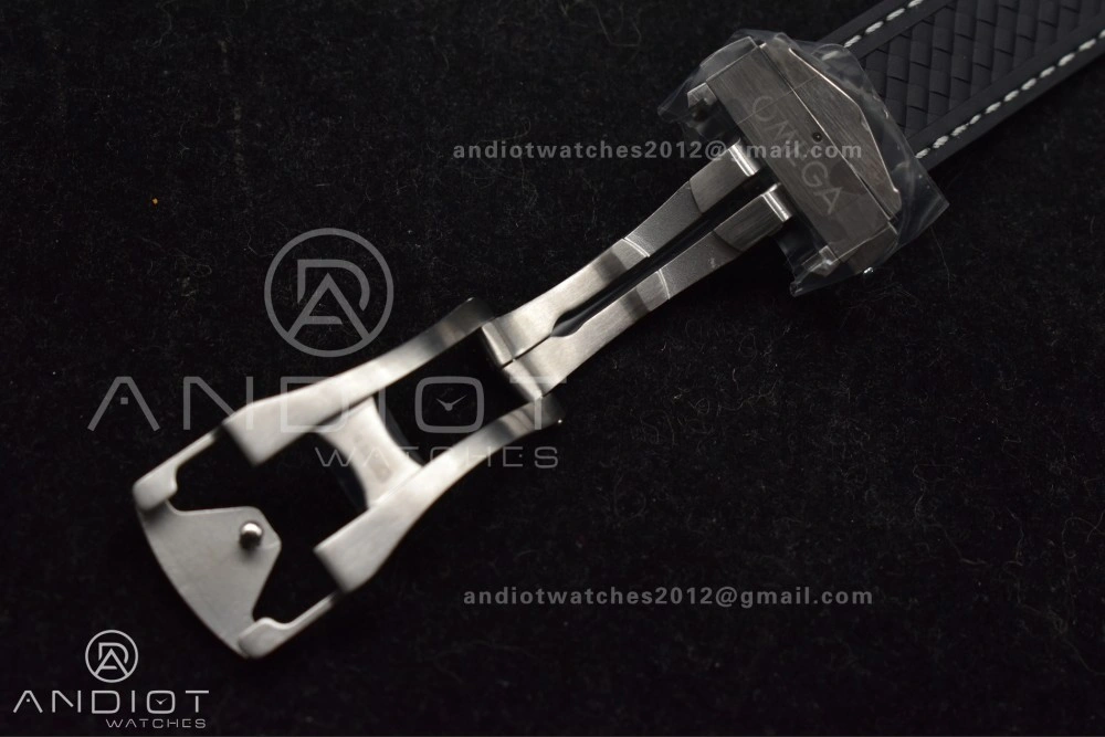 Aqua Terra GMT Worldtimer 43mm Titanium VSF 1:1 Best Edition on SS Bracelet A8938 Super Clone Packable 22