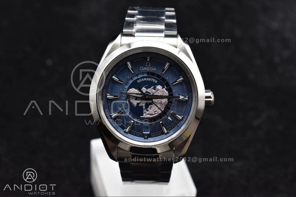 Aqua Terra GMT Worldtimer 43mm VSF 1:1 Best Edition Summer Blue Dial On Stainless Bracelet A8938 Super Clone Vibrant 26