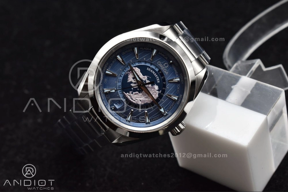 Aqua Terra GMT Worldtimer 43mm VSF 1:1 Best Edition Summer Blue Dial On Stainless Bracelet A8938 Super Clone Vibrant 26