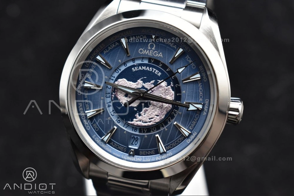 Aqua Terra GMT Worldtimer 43mm VSF 1:1 Best Edition Summer Blue Dial On Stainless Bracelet A8938 Super Clone Vibrant 26