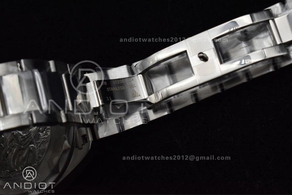 Aqua Terra GMT Worldtimer 43mm VSF 1:1 Best Edition Summer Blue Dial On Stainless Bracelet A8938 Super Clone Vibrant 26