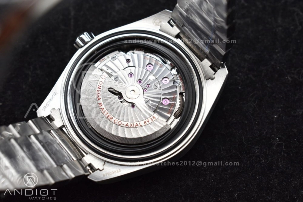 Aqua Terra GMT Worldtimer 43mm VSF 1:1 Best Edition Summer Blue Dial On Stainless Bracelet A8938 Super Clone Vibrant 26