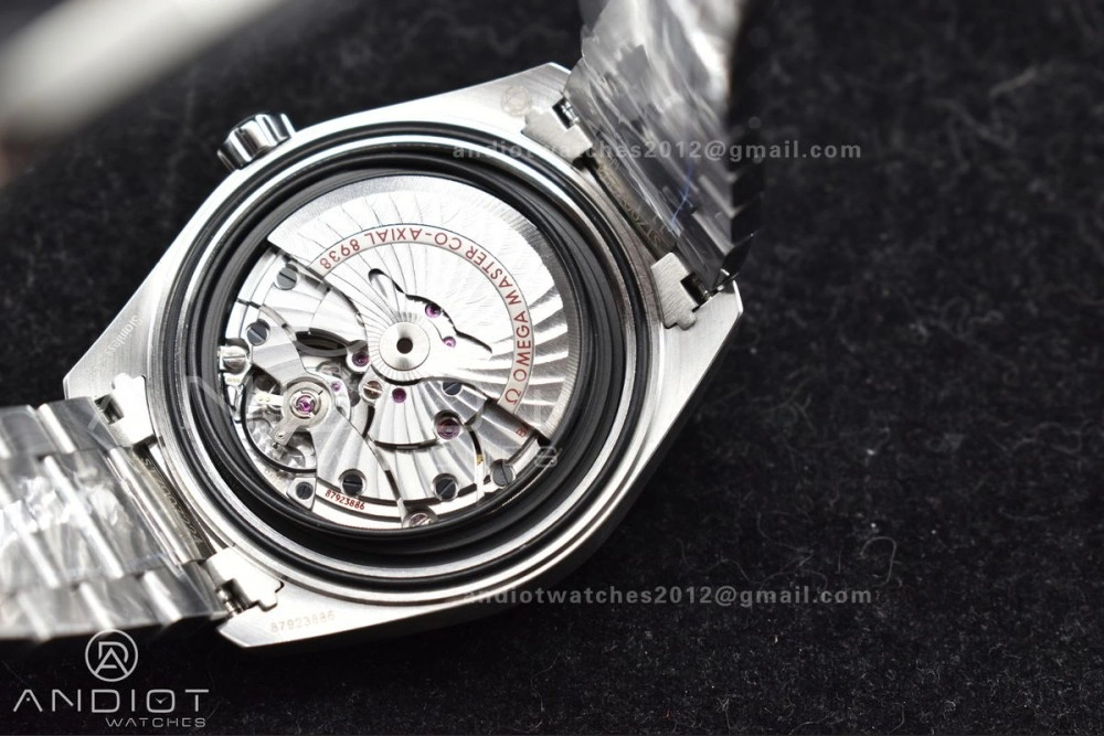 Aqua Terra GMT Worldtimer 43mm VSF 1:1 Best Edition Summer Blue Dial On Stainless Bracelet A8938 Super Clone Vibrant 26