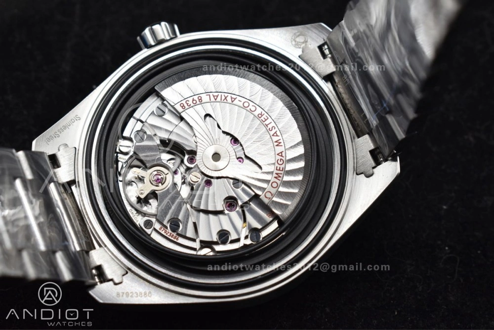 Aqua Terra GMT Worldtimer 43mm VSF 1:1 Best Edition Summer Blue Dial On Stainless Bracelet A8938 Super Clone Vibrant 26