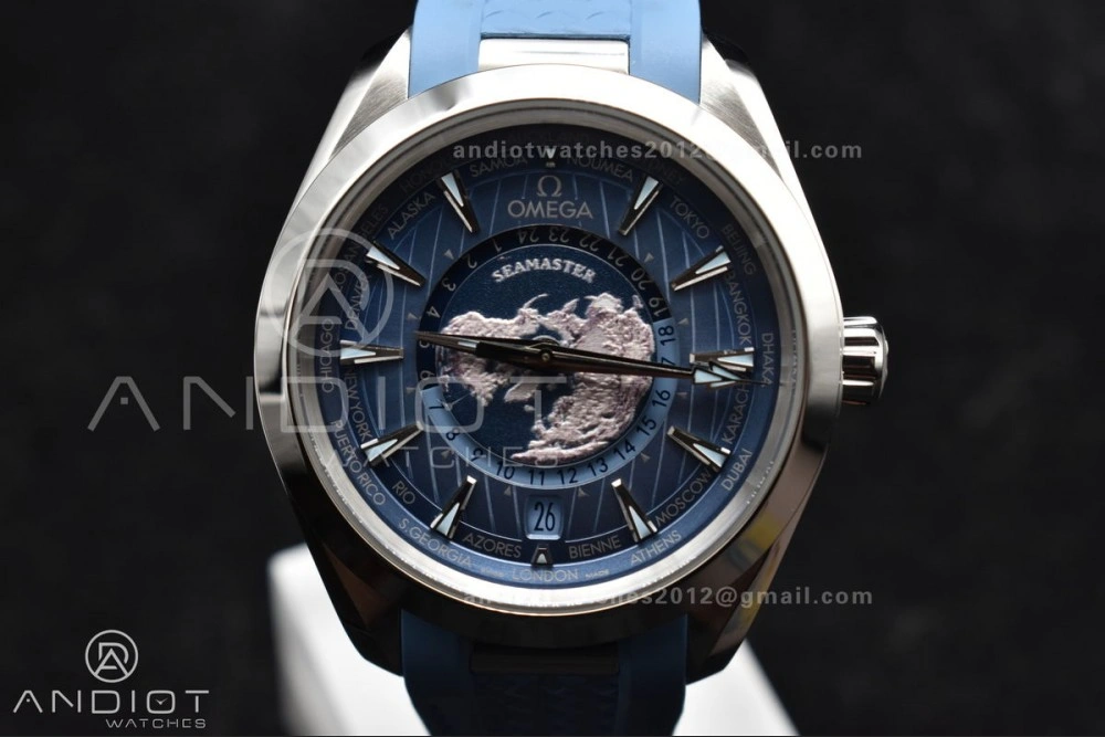 Aqua Terra GMT Worldtimer 43mm VSF 1:1 Best Edition Summer Blue Dial on Blue Rubber Strap A8938 Super Clone Comfortable 511