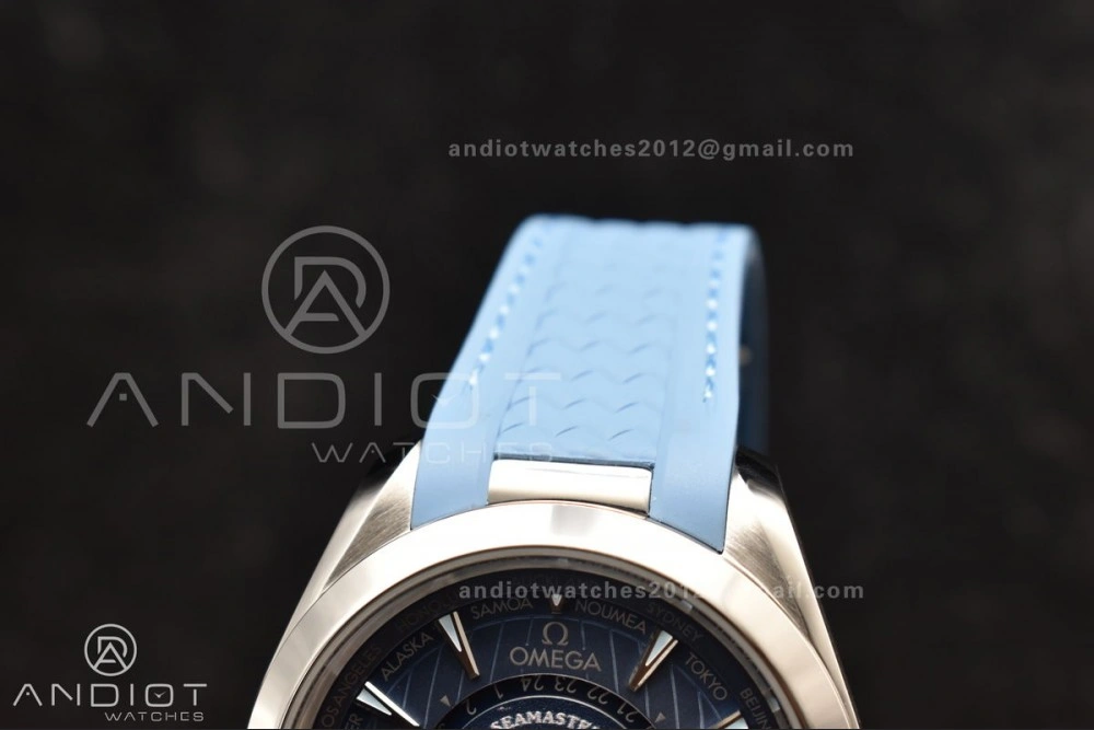 Aqua Terra GMT Worldtimer 43mm VSF 1:1 Best Edition Summer Blue Dial on Blue Rubber Strap A8938 Super Clone Comfortable 511