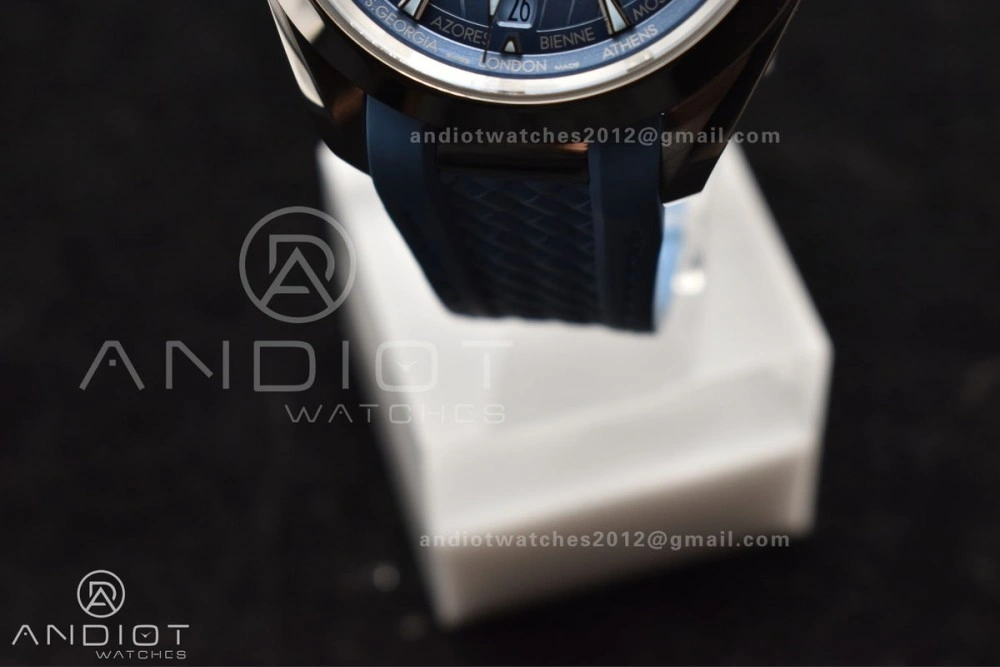 Aqua Terra GMT Worldtimer 43mm VSF 1:1 Best Edition Summer Blue Dial on Blue Rubber Strap A8938 Super Clone Comfortable 511