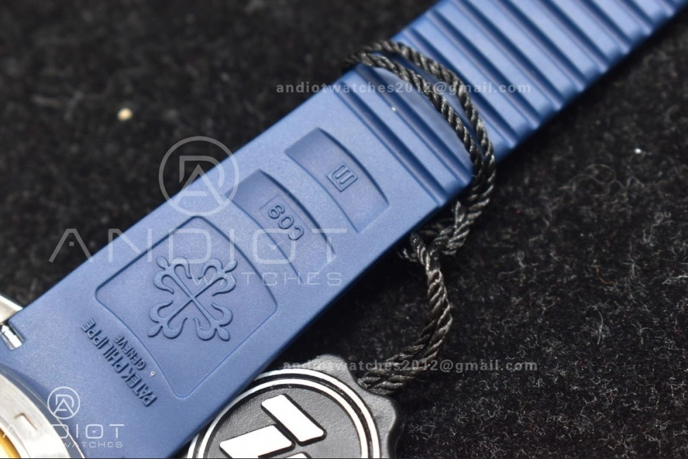 Modern Aquanaut 5168G 42mm SS ZF 1:1 Best Edition Blue Dial on Blue Rubber Strap 324CS 367