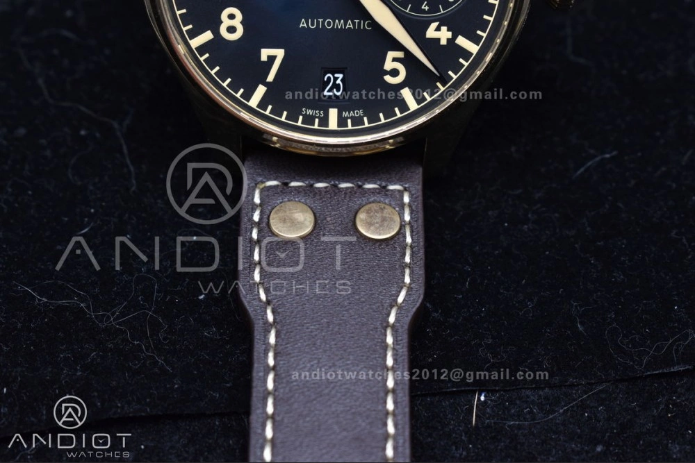 Big Pilot IW501005 Real Bronze ZF 1:1 Best Edition Black Dial on Brown Leather Strap A Minimalist 519
