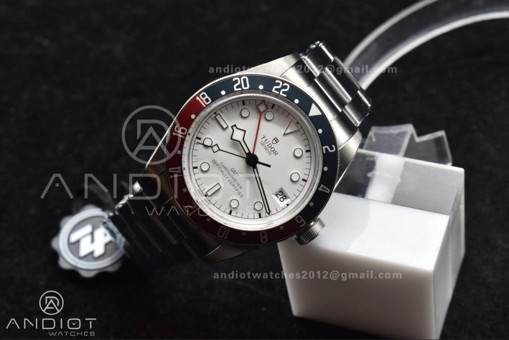Black Bay GMT Pepsi Blue Red Bezel ZF 1:1 Best Edition White Dial on SS Bracelet A SoftTouch 521