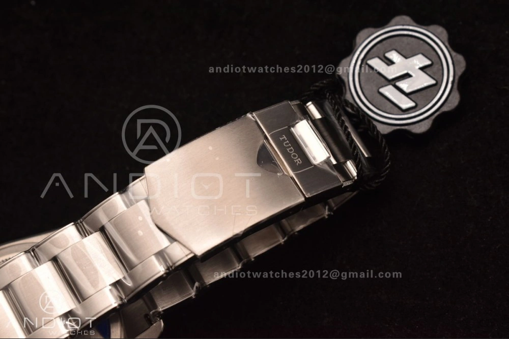 Black Bay GMT Pepsi Blue Red Bezel ZF 1:1 Best Edition White Dial on SS Bracelet A SoftTouch 521