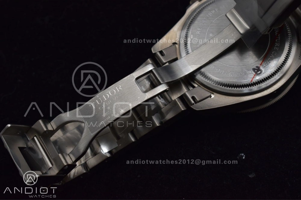Blue Pelagos XF 1:1 Best Edition on Titanium Bracelet A2824 V Vibrant 1260