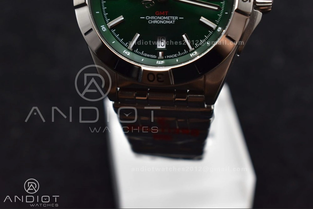 Breitling BLS Factory Chronomat Automatic 1:1 Best Edition GMT 40mm Green Dial On SS Bracelet A Durable 233