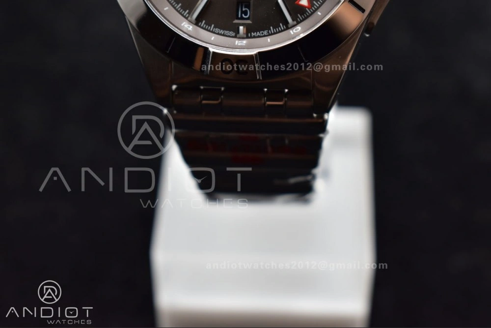 Breitling BLS Factory Chronomat Automatic 1:1 Best Edition GMT 40mm Grey Dial on SS Bracelet A SoftTouch 529