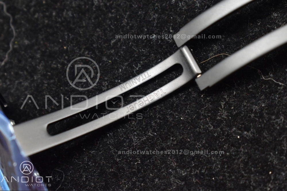 Carrera Cal. HEUER 01 45mm RG RU Blk XF A Tailored 1248