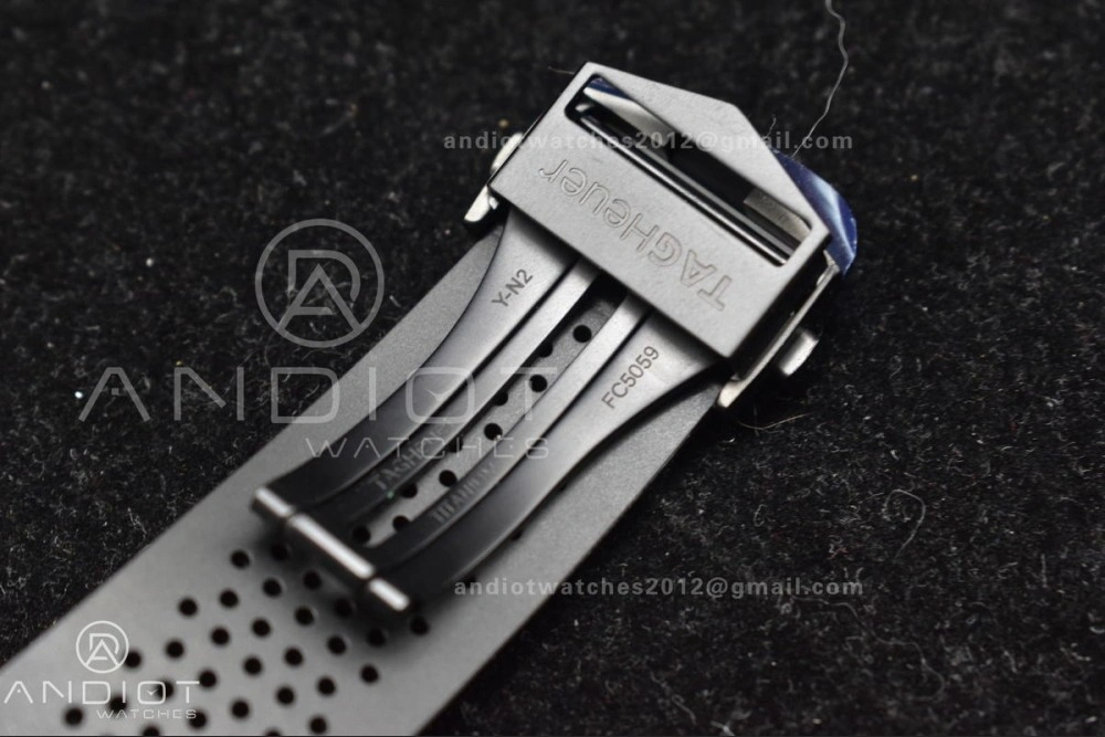 Carrera Cal. HEUER 01 45mm RG RU Blk XF A Tailored 1248