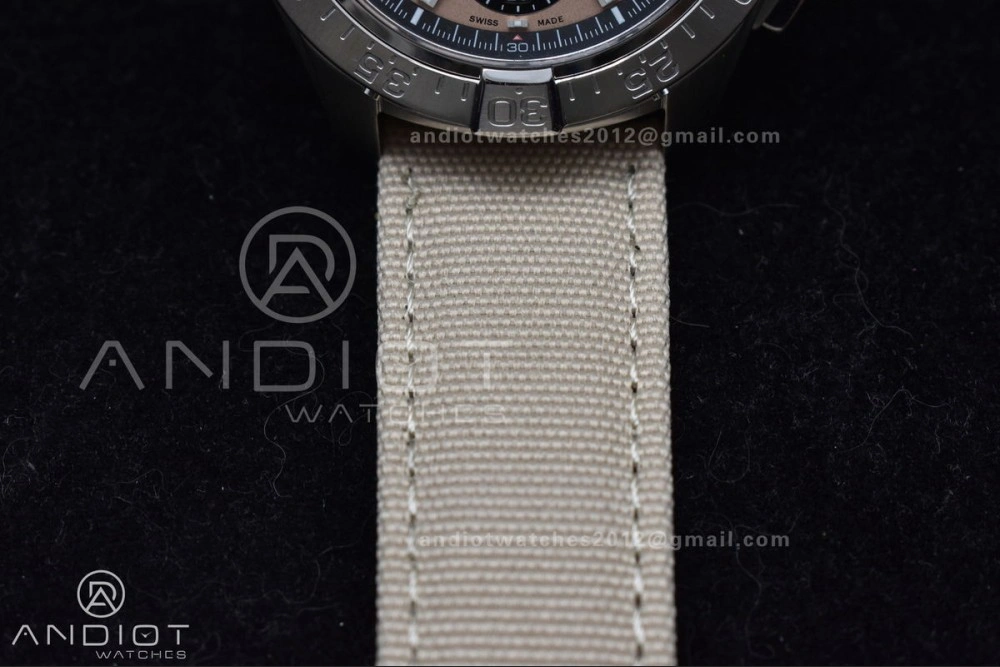 Chronograph Avenger B01 44mm BLSF 1:1 Best Edition Khaki Dial On Nato Strap A Functional 165