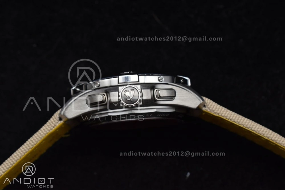 Chronograph Avenger B01 44mm BLSF 1:1 Best Edition Khaki Dial On Nato Strap A Functional 165
