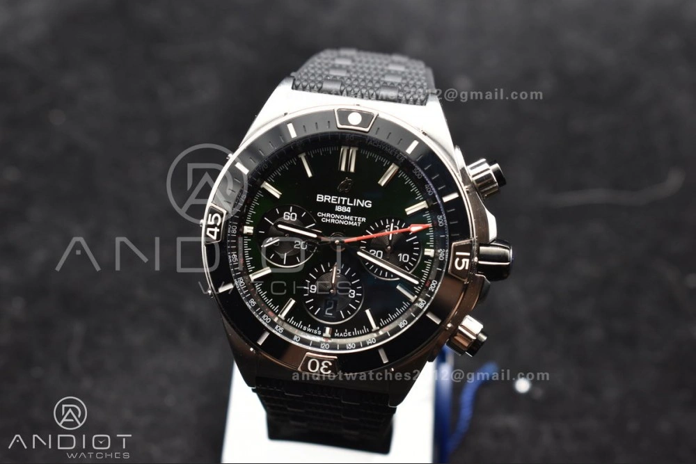 Bright Chronomat B01 44mm SS BLSF 1:1 Best Edition Green Dial On Robber Bracelet A 171