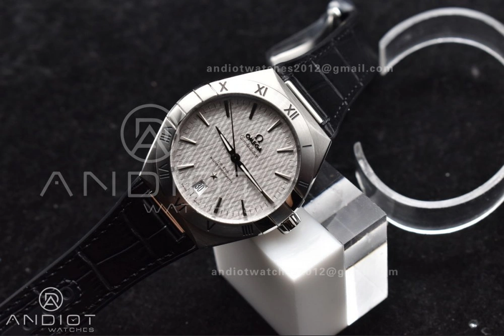 Constellation SS VSF 1:1 Best Edition Gray Dial on Black Gummy Strap A8900 Super Clone Compact 548