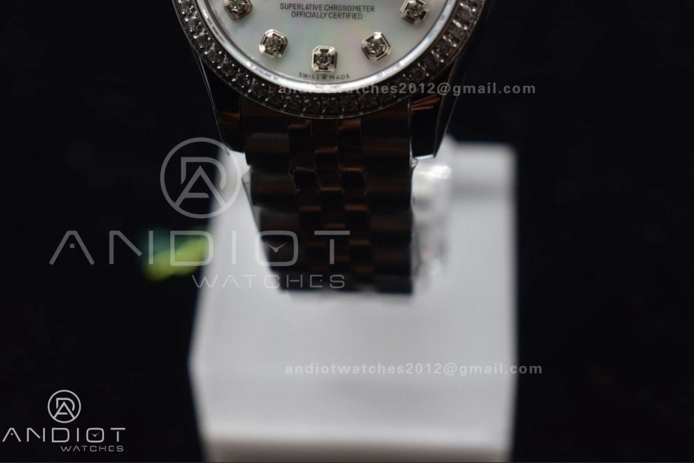 DateJust 31 Ladies 278289 WF 316L Steel White Dial Fluted Bezel On President Syle Bracelet Seasonal 408