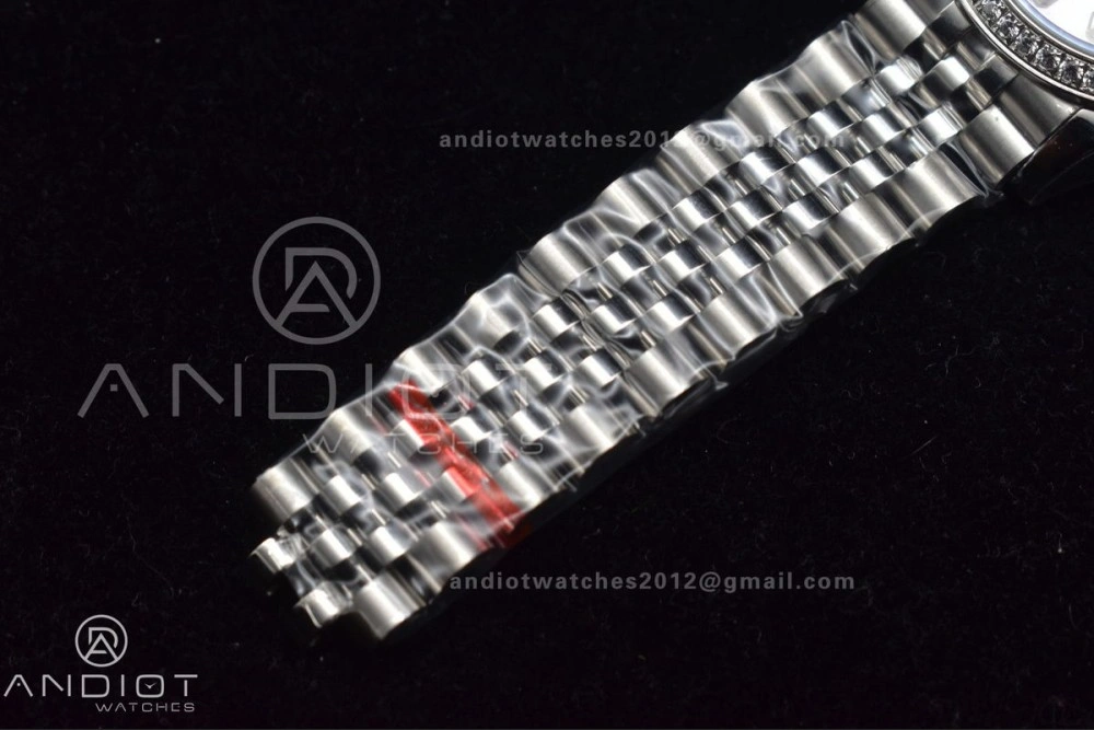 DateJust 31 Ladies 278289 WF 316L Steel White Dial Fluted Bezel On President Syle Bracelet Seasonal 408