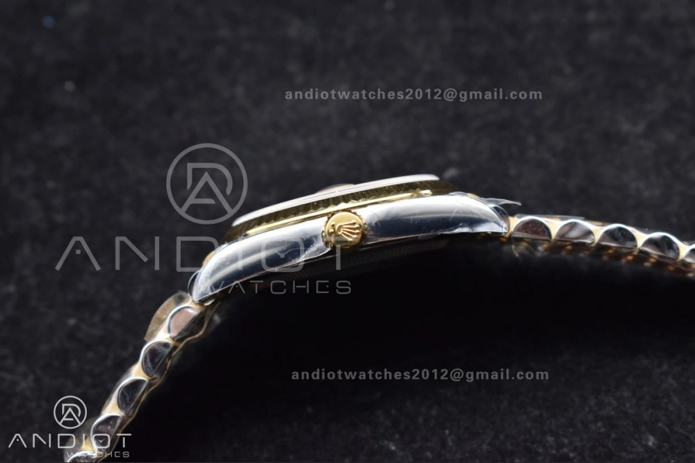 RelaxedFit DateJust 36 126233 Clean 1:1 Best Edition 904L Steel Black Diamonds Dial on SS YG Jubilee Bracelet VR 556