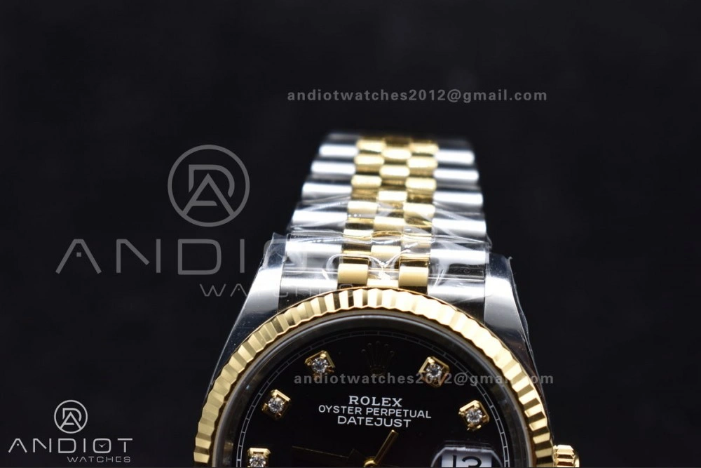 RelaxedFit DateJust 36 126233 Clean 1:1 Best Edition 904L Steel Black Diamonds Dial on SS YG Jubilee Bracelet VR 556