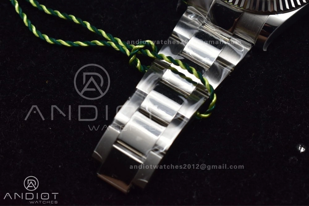 TravelReady DateJust 41 126334 DIWF 1:1 Best Edition 904L Steel Green Sundust Dial on Oyster Bracelet SA 648