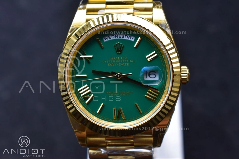 HighQuality Day Date 40 YG 228238 THBF 1:1 Best Edition Green Roman Dial on President Bracelet VR3255 (Gain Weight) 669