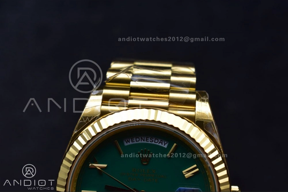 HighQuality Day Date 40 YG 228238 THBF 1:1 Best Edition Green Roman Dial on President Bracelet VR3255 (Gain Weight) 669