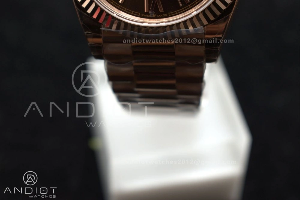 Attractive DayDate 40 RG GSF Gain Weight Brown Roman Dial on President Bracelet A 712