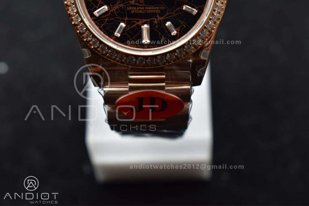 WellDesigned DayDate 40 RG JDF 904L Steel Meteorite Dial Crystal Markers On President Bracelet A 708