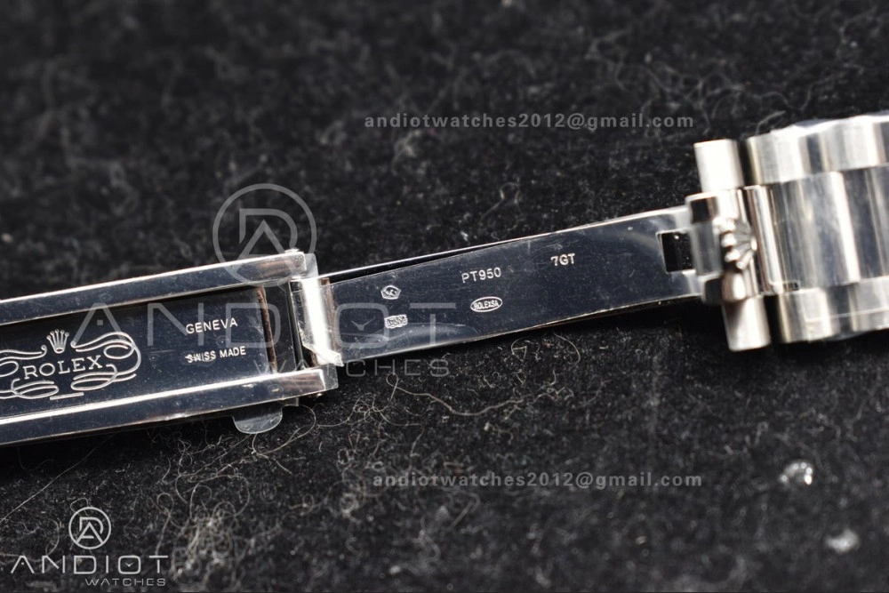 TimelessDesign DayDate 40 SS GSF Gain Weight Iced Blue Crystal Dial On President Bracelet A 720