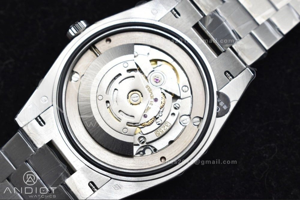TimelessDesign DayDate 40 SS GSF Gain Weight Iced Blue Crystal Dial On President Bracelet A 720