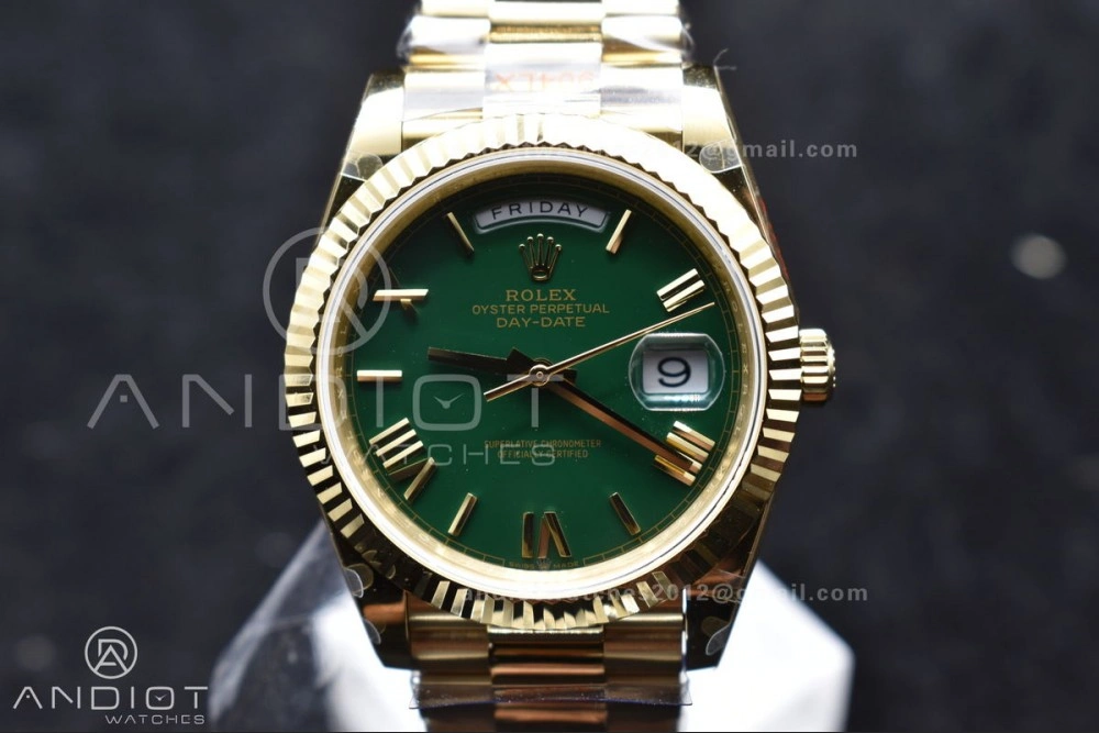 DayDate 40 YG GMF Gain Weight 904L Steel Green Dial Roman Markers on President Bracelet A3255 V WellDesigned 754