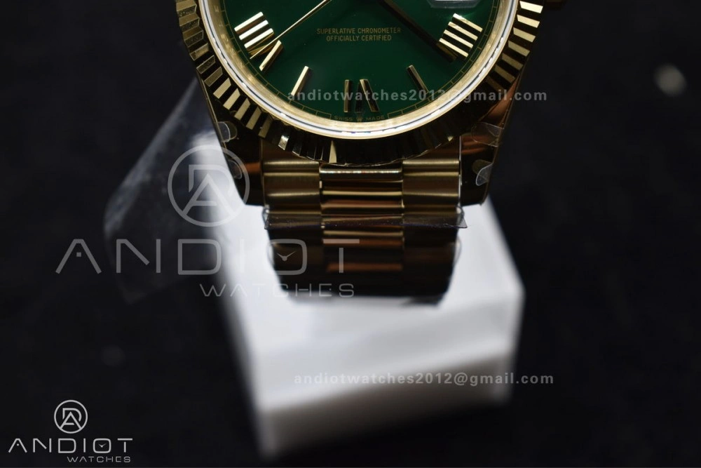 DayDate 40 YG GMF Gain Weight 904L Steel Green Dial Roman Markers on President Bracelet A3255 V WellDesigned 754