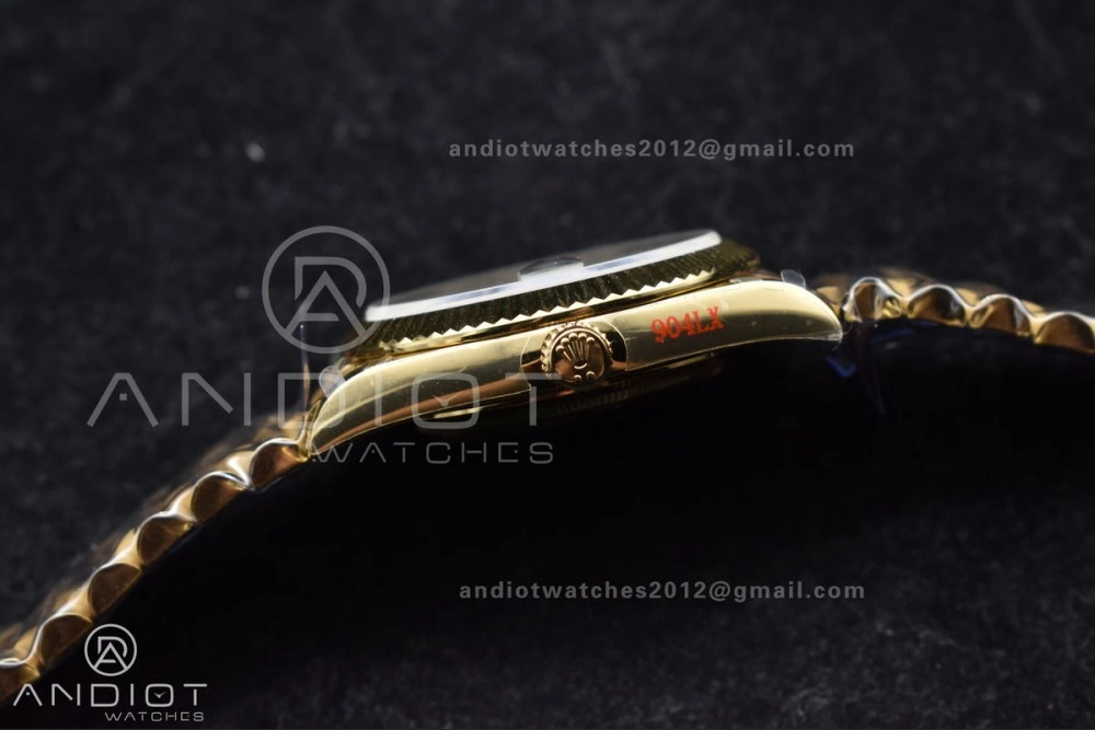 DayDate 40 YG GMF Gain Weight 904L Steel Green Dial Roman Markers on President Bracelet A3255 V WellDesigned 754