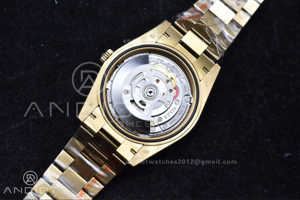 DayDate 40 YG GMF Gain Weight 904L Steel Green Dial Roman Markers on President Bracelet A3255 V WellDesigned 754