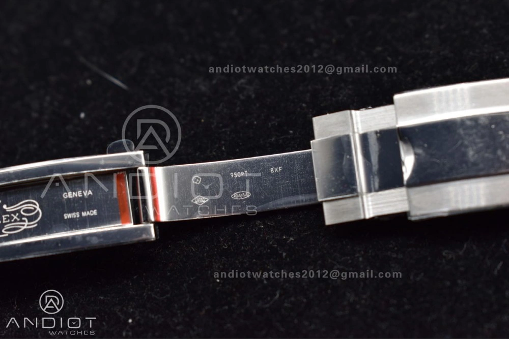 ZipUp Daytona 116506 QF 1:1 Best Edition Ice Blue Dial Crystal Markers on SS Bracelet SH4130 V3 (Gain Weight) 398
