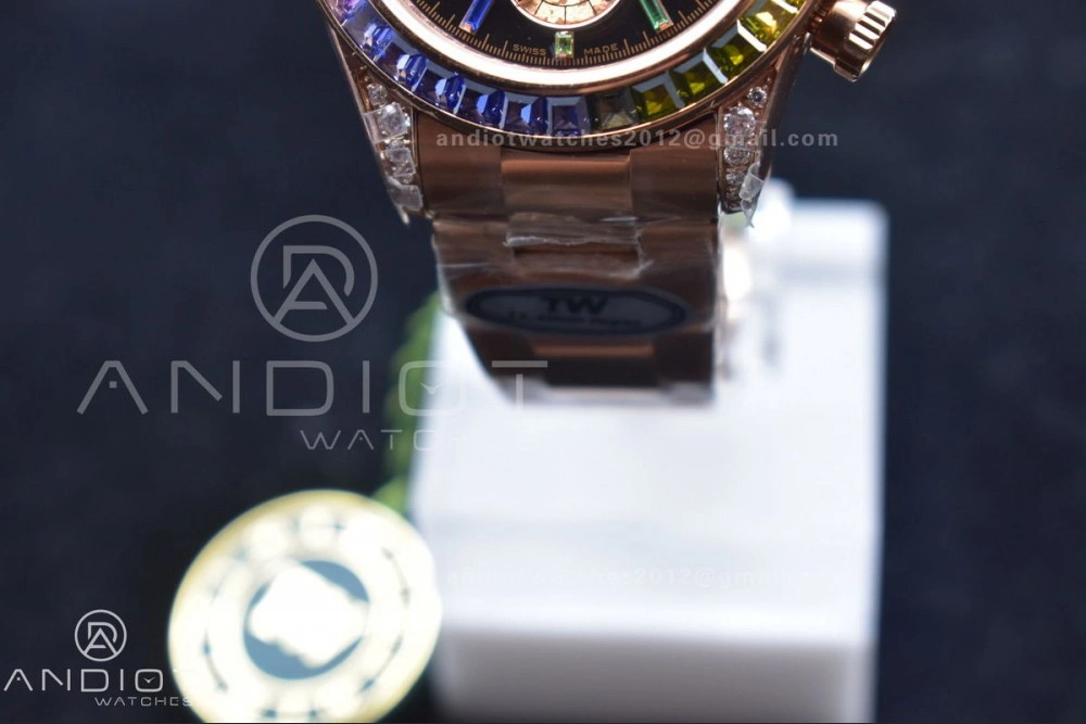 Daytona 116595RBOW RG Rainbow Crystal TWF Best Edition Black Dial on YG Bracelet A Classic 428